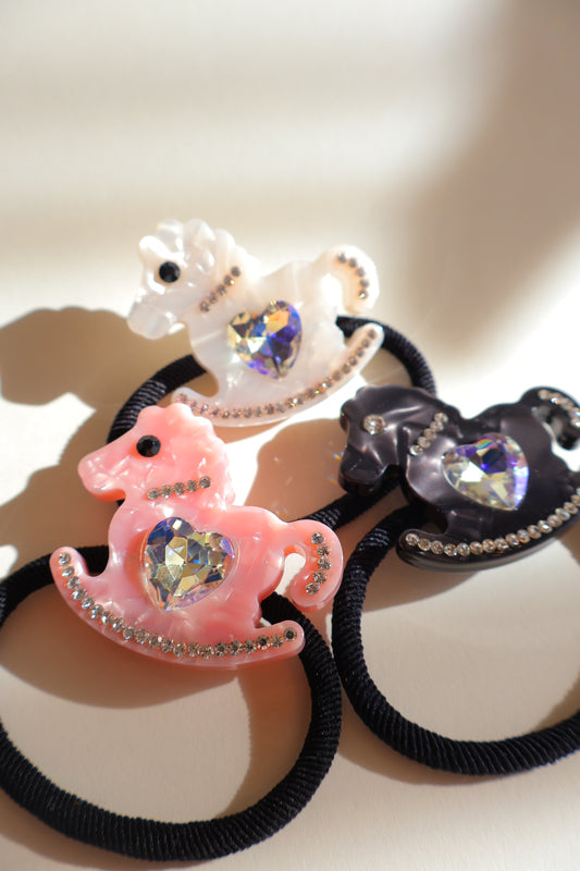 木馬のヘアゴム