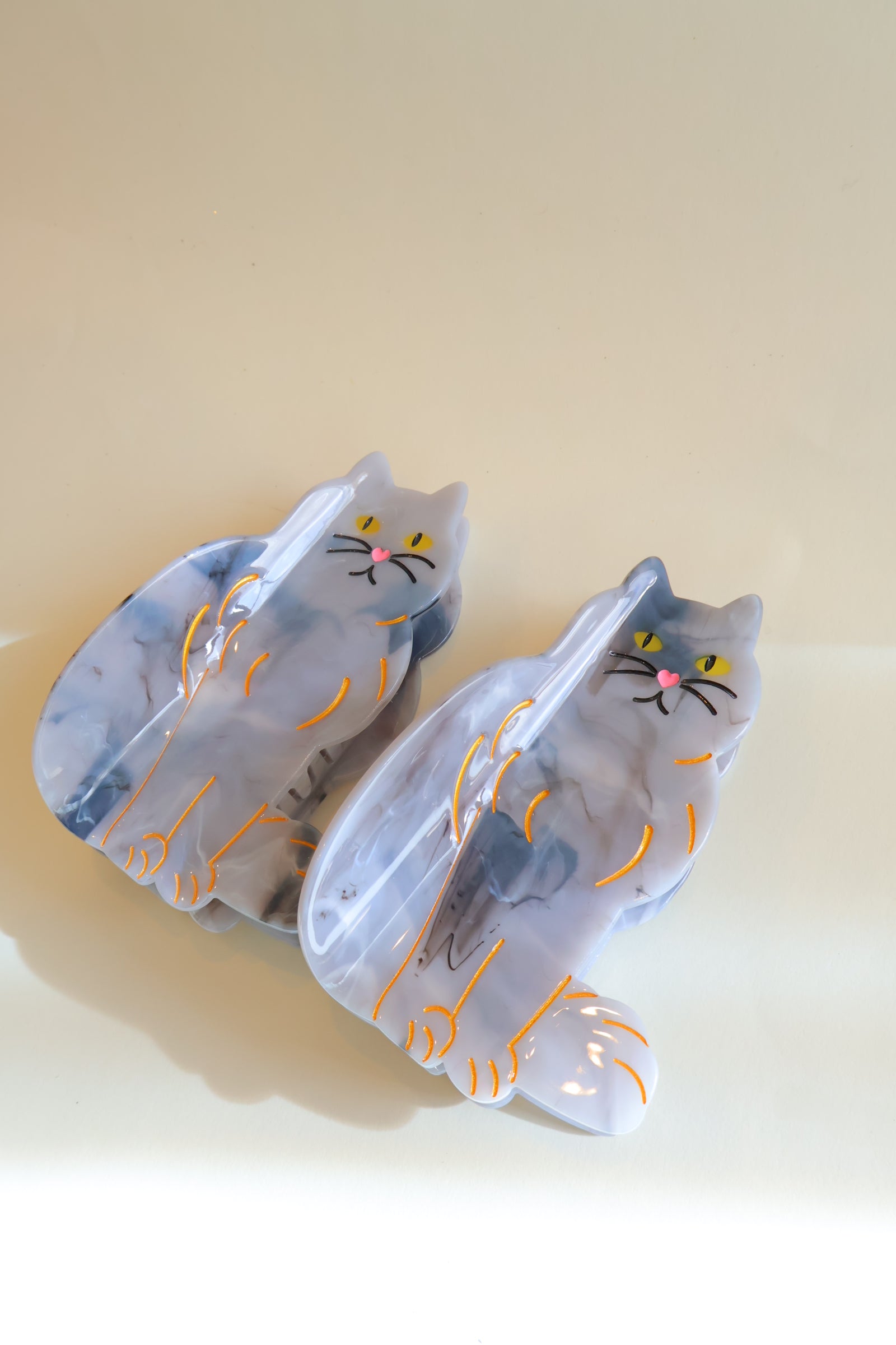 グレーの猫のヘアヘアクリップを販売 動物のヘアクリップ、ヘア