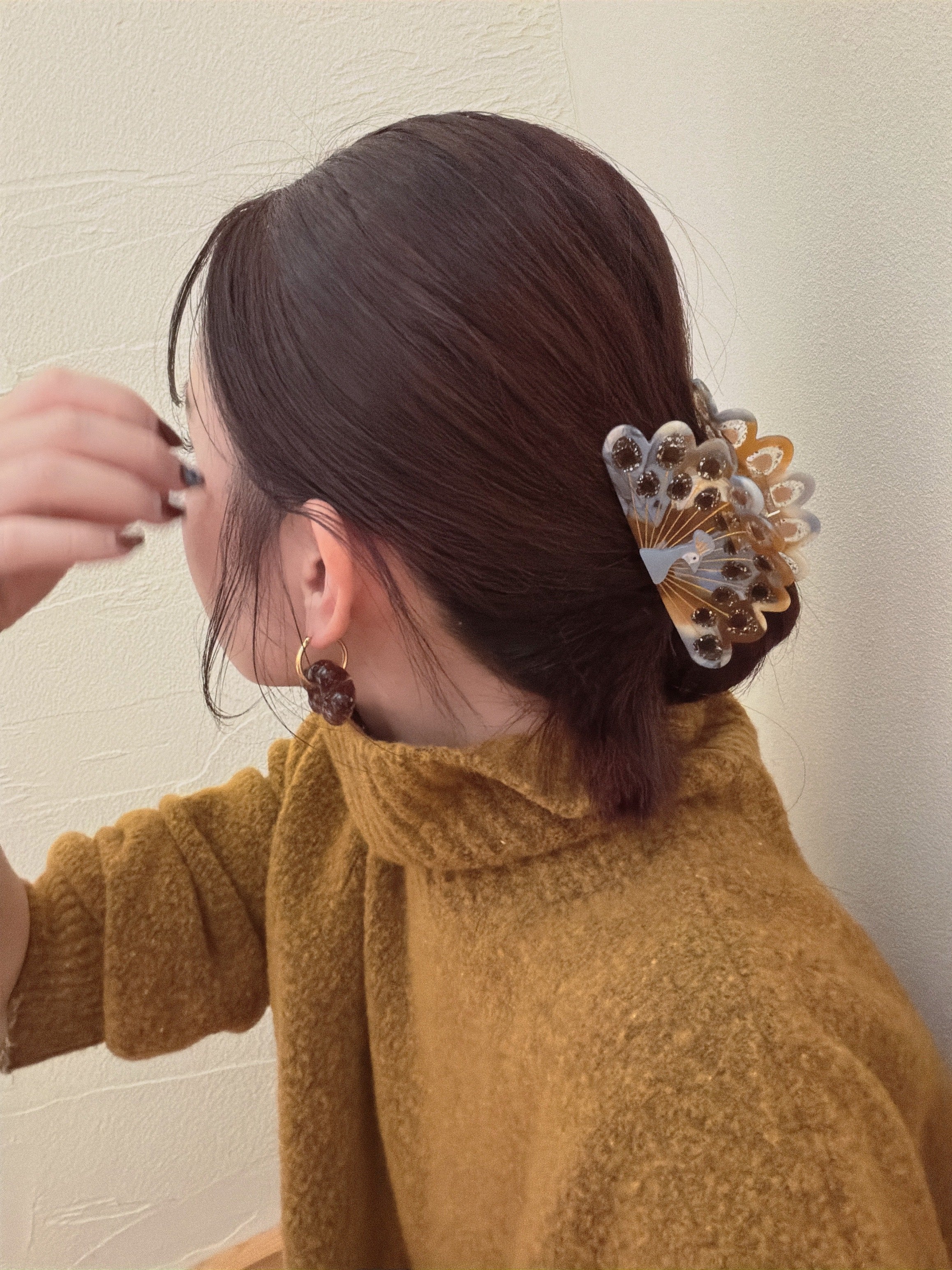 孔雀のヘアクリップを販売 動物のヘアクリップ、ヘアアクセサリーなら